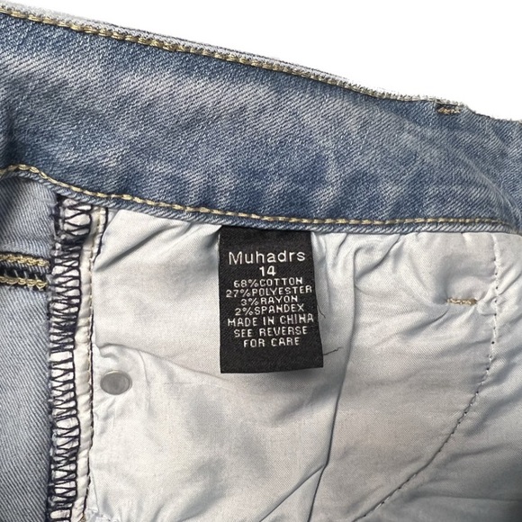 Muhadrs Women's Stretch Distressed Jeans Classic, Skinny
Light blue
Size 14 - Picture 3 of 6